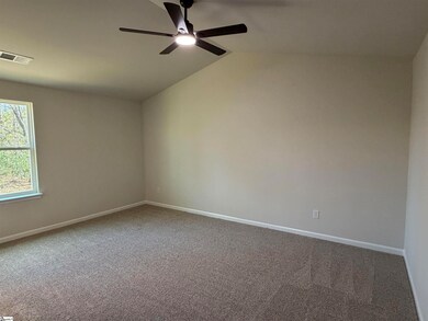 105 Riddle St, Laurens, SC 29360 - photo 5