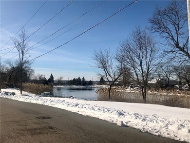 36 Powhatan St, Warwick, RI 02889 - photo 2