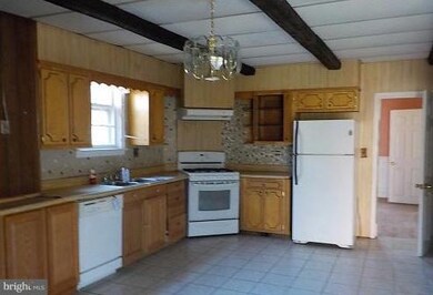 2102 Woodbourne Ave, Baltimore, MD 21214 - photo 4