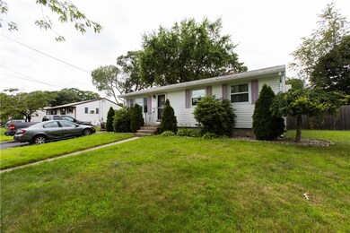 33 Burbank Dr, Warwick, RI 02886 - photo 2