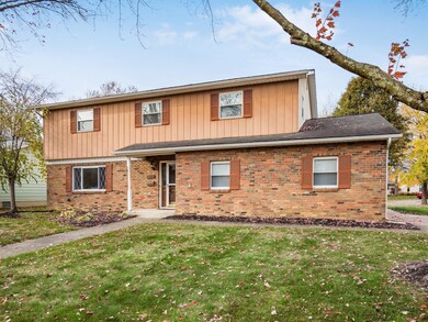 6213 Willowcrest Dr, Columbus, OH 43229 - photo 2