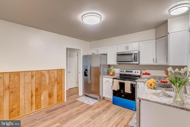 8650 Billingsley Rd, White Plains, MD 20695 - photo 6