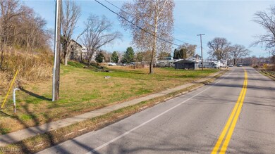 747 Virginia St, Marietta, OH 45750 - photo 6