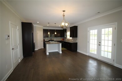 BREAKFAST AREA/KITCHEN