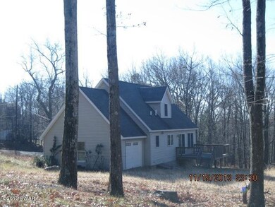 896 Pico Ln, Blooming Grove Township, PA 18464 - photo 5