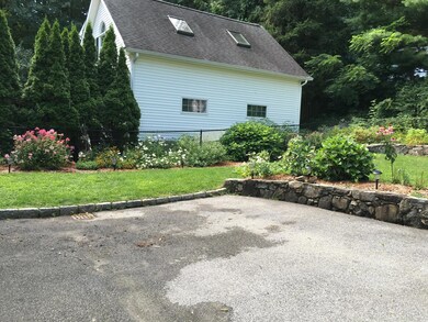 19 Salem St unit 1, Cos Cob, CT 06807 - photo 2