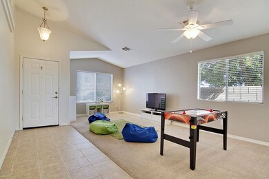 LivingRm_0145