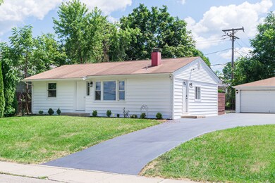 336 Amarillo Dr, Carpentersville, IL 60110 - photo 2