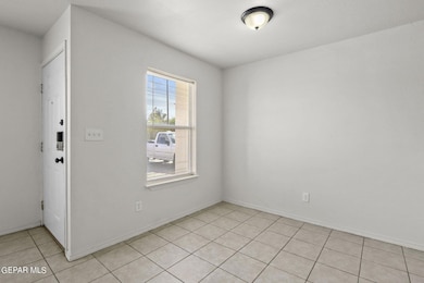 8489 Roseway Dr unit B, El Paso, TX 79907 - photo 4