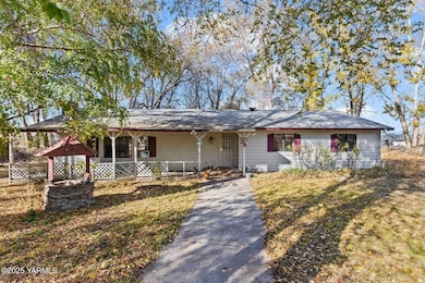 3508 Birchfield Rd, Moxee, WA 98936 - photo 6