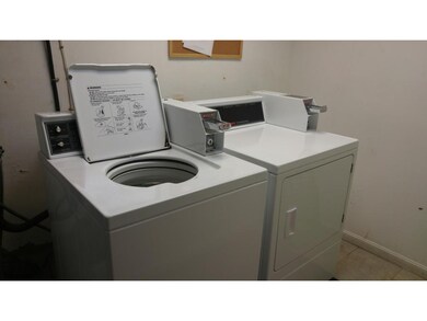 80 Robert Ct unit B, Manchester, NH 03103 - photo 7