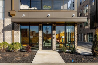 56-web-or-mls-719 Civitas Unit 304 056
