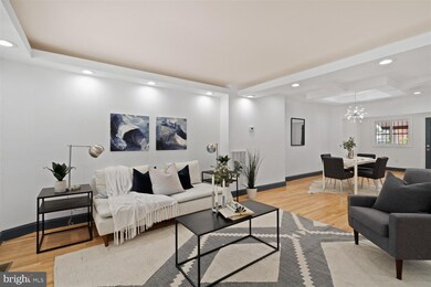 819 Wildwood Pkwy, Baltimore, MD 21229 - photo 2