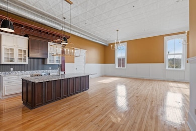 400 Central St unit 6, Franklin, NH 03235 - photo 7