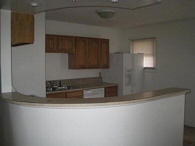 1061 S Ashburton Rd, Columbus, OH 43227 - photo 5