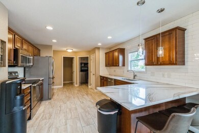 9305 Red Sunset Dr, West Des Moines, IA 50266 - photo 6