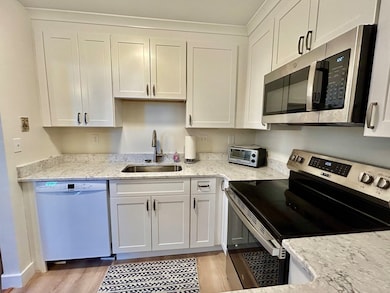 Gateway Condominiums unit 308S, Beverly, MA 01915 - photo 6