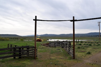 entrance oregon four j ranch