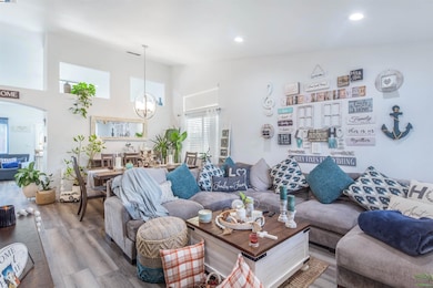 715 Bobcat Ln, Manteca, CA 95336 - photo 7