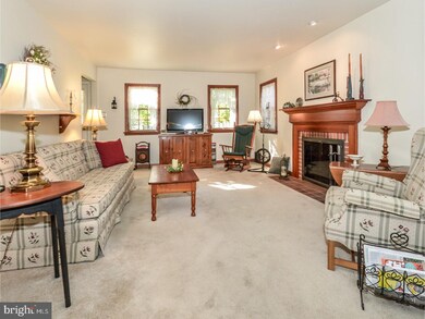 517 Marks Rd, Oreland, PA 19075 - photo 3