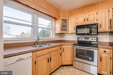 18542 Orchard Hills Pkwy, Hagerstown, MD 21742 - photo 6