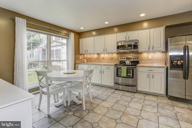 7432 Setting Sun Way, Columbia, MD 21046 - photo 2