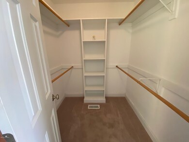 925 Selwood Ln, Winterville, NC 28590 - photo 7