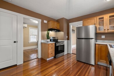 11 Jenkins St, Worcester, MA 01602 - photo 2