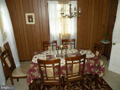 128 Polk Dr, Manassas Park, VA 20111 - photo 7