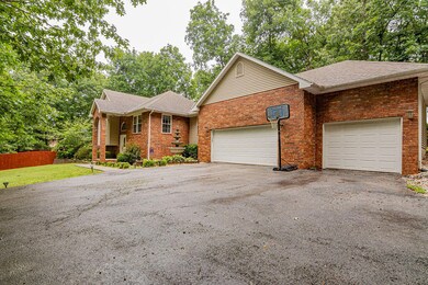 2247CherokeeCtNixa-1Exteriors(4)