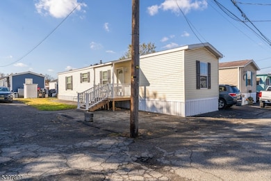 225 Albert St, Lodi, NJ 07644 - photo 2