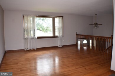 226 E Spruce St, New Holland, PA 17557 - photo 7