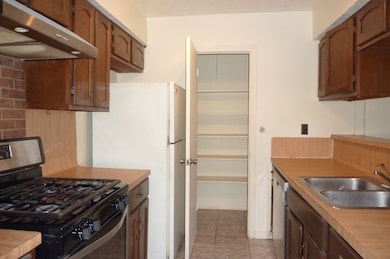 8916 Carousel Ln unit A, Houston, TX 77080 - photo 6