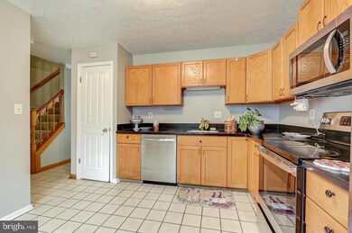 9440 Loch Leven Ct, Laurel, MD 20723 - photo 7