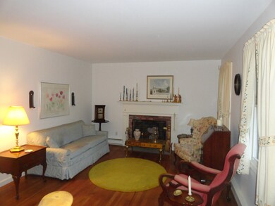 8 Tower Ln, Edgartown, MA 02539 - photo 2