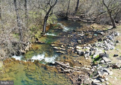 315 Scarboro Dr, Bunker Hill, WV 25413 - photo 6