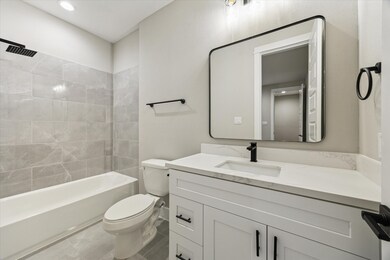 En-suite bath