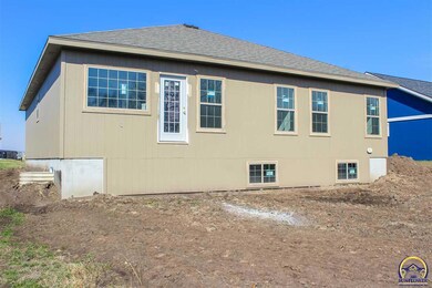 2920 SW Greenridge St, Topeka, KS 66614 - photo 7