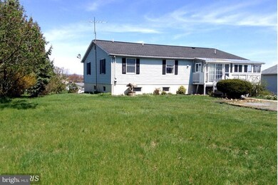 1275 Candice Ln, Chambersburg, PA 17201 - photo 5