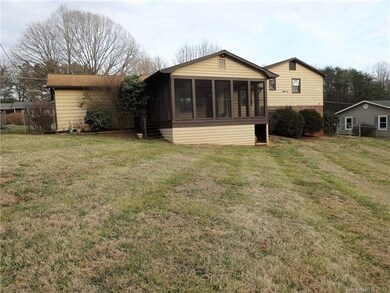 145 Kingswood Rd, Statesville, NC 28625 - photo 4