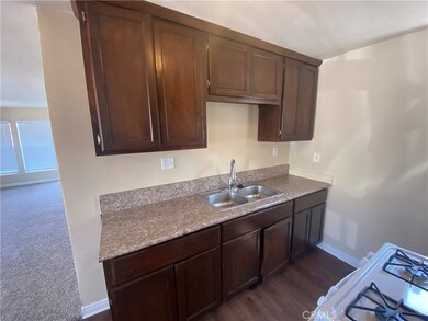 708 W Plum St, Compton, CA 90222 - photo 6