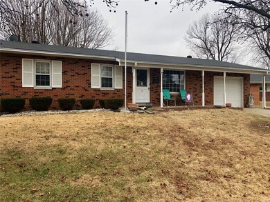 4 Lexington Ct.