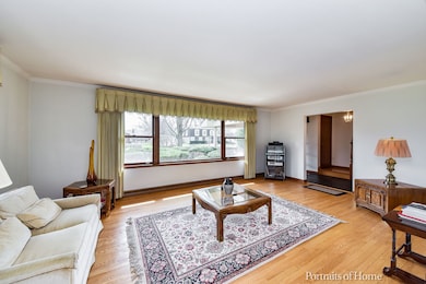 227 E Farnham Ln, Wheaton, IL 60189 - photo 4