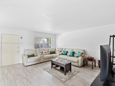 13250 SW 7th Ct unit 317L, Pembroke Pines, FL 33027 - photo 5