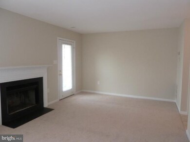 300C Locust St SE, Vienna, VA 22180 - photo 4