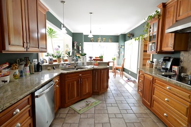 321 Matthews St, Bristol, CT 06010 - photo 7