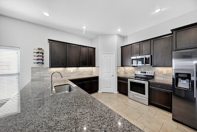 6902 Yellow Rose Ct, Midland, TX 79705 - photo 7