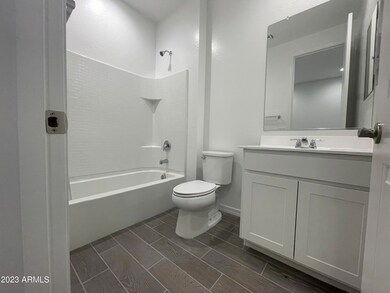 05 Bathroom 3