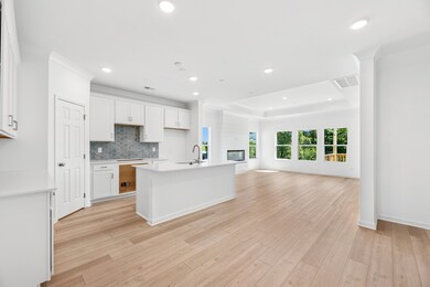 3151 Rolling Brook Dr, Columbia, TN 38401 - photo 6