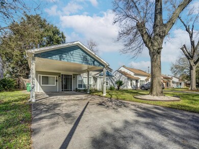 3823 Daphne St, Houston, TX 77021 - photo 2